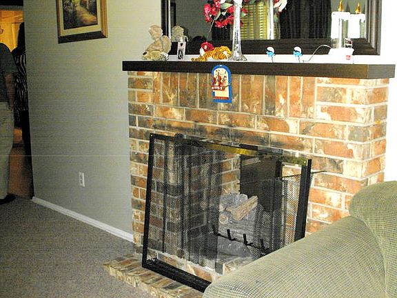 3rd image of 113 Heritage Pl