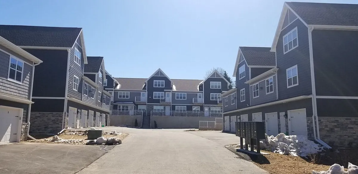 Building Photo - Chapel Hill Apartments