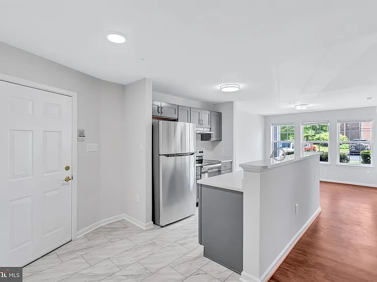 2412 Ellsworth Way #1A — Photo 6