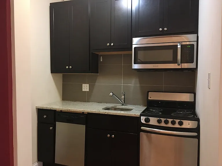 El Howard LLC — Photo 3