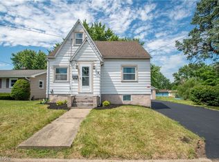 666 Sanderson Ave, Campbell, OH