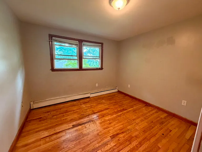 127 Warner St #2B — Photo 8