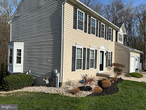 4th image of 1402 Brierhill Estates Dr