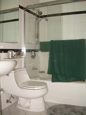 Rented by City Connections Realty | media 8