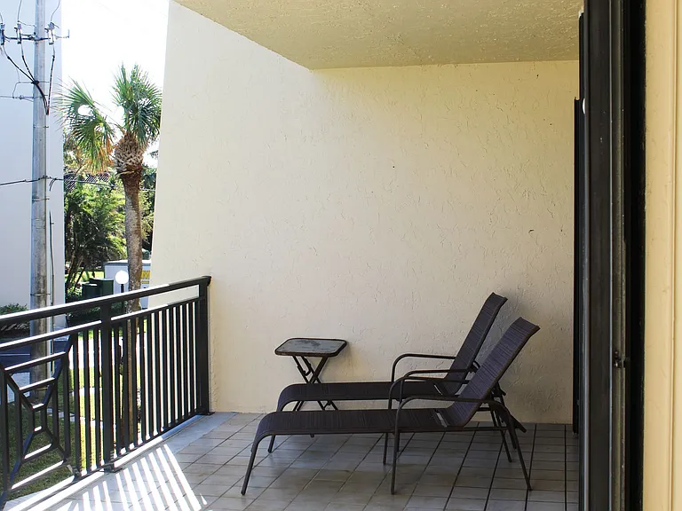 3939 Ocean Dr — Photo 19