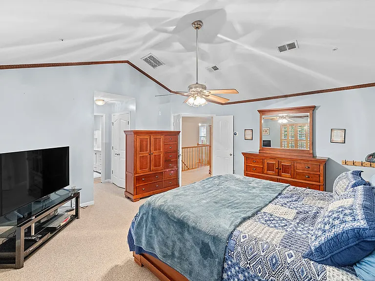 5714 Silk Tree Dr — Photo 31