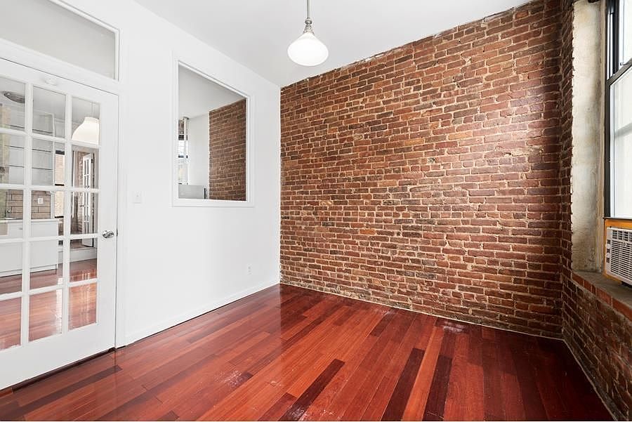 1st image of 191 Henry St APT 11