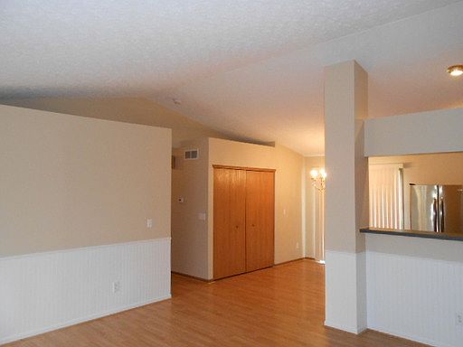 2nd image of 2798 Southfield Village Dr