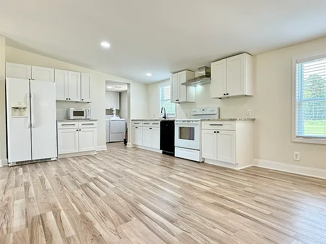 2729 Southern Aire Rd — Photo 5