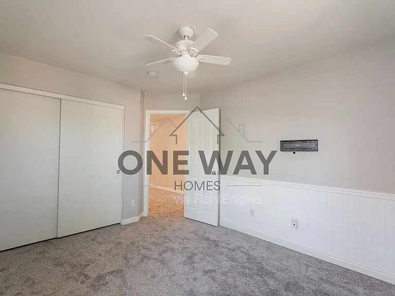 1057 S Deerfield Ln — Photo 36