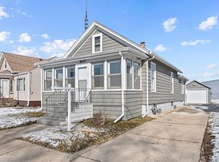 907 Jericho Rd, Aurora, IL 60506