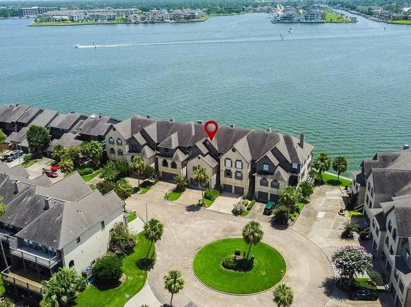 2720 Lighthouse Dr, Houston, TX 77058