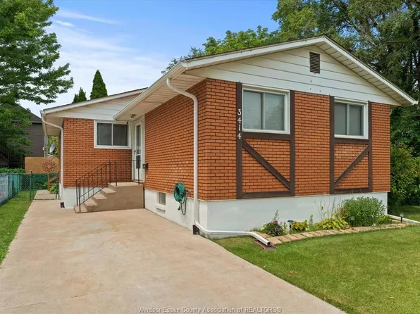 3414 Harris St, Windsor, ON N9C 1N5