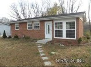 34219 David Ln, Brighton, IL 62012