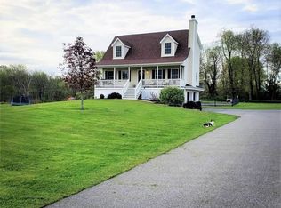 25 Donnelly Farm Rd, Walden, NY 12586