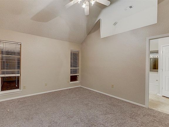 4th image of 6510 Bluebonnet Dr