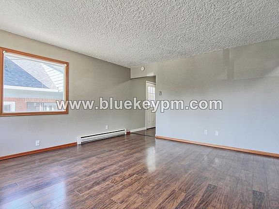4th image of 608 E 16th St