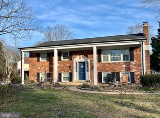 7901 Derth Ct, Alexandria, VA 22315