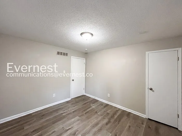 3333 Leschallas Dr — Photo 14