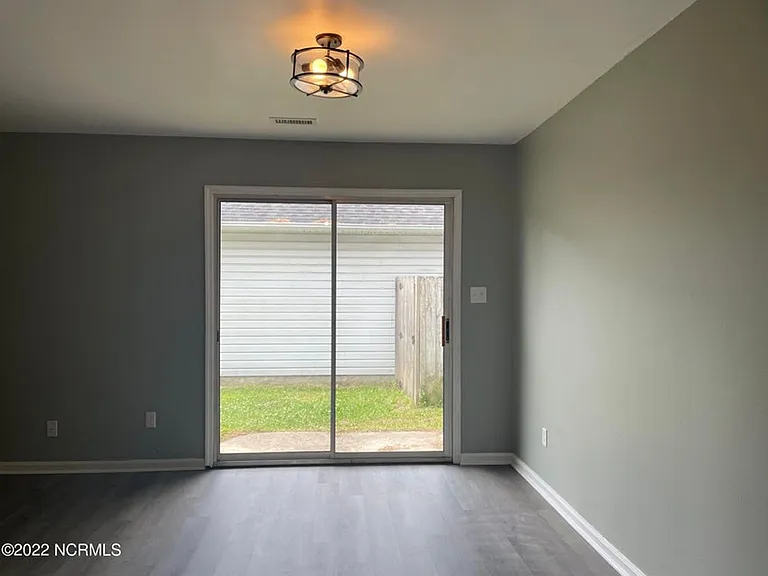 3031 Foxhorn Rd — Photo 6