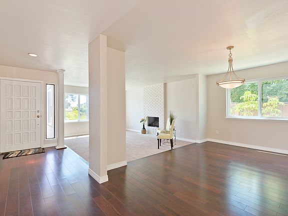 5th image of 11706 Papagallo Ct