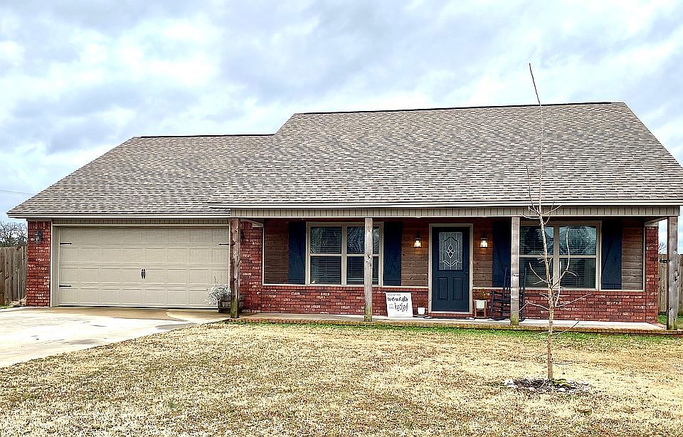 1st image of 11 Letta Dr