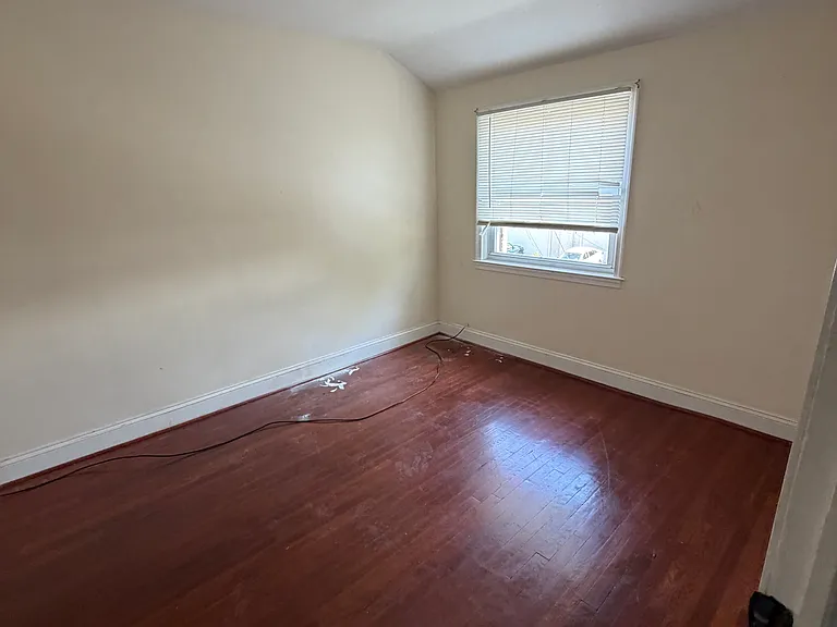 7926 Kavanagh Rd — Photo 5