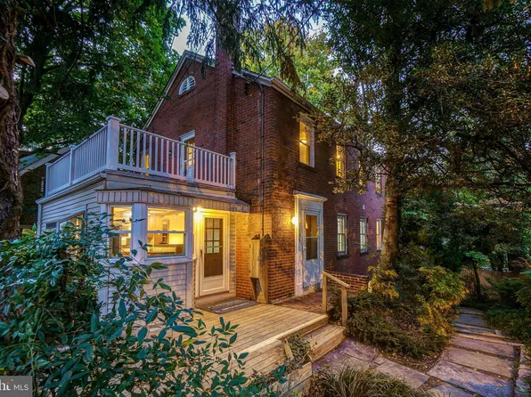 8008 Greenwood Ave, Takoma Park, MD 20912