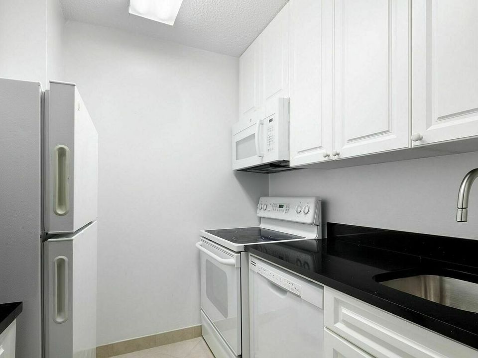 1st image of 211 W 56th St APT 7G