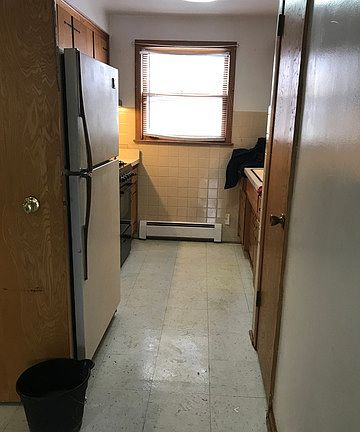 5th image of 2511 119th St APT 1W