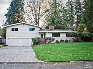 311 Shadow Ln NE, Olympia, WA 98506