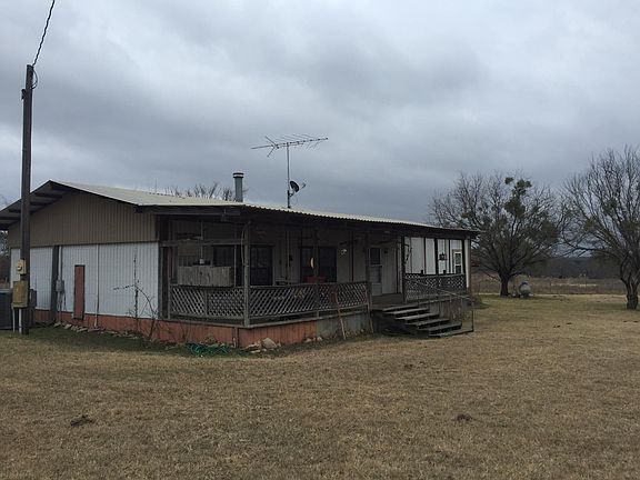 2nd image of 1636 Private Road 710