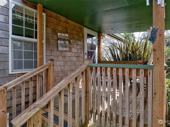 5th image of 21907 Birch Place