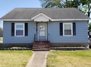 2 Lamb St, Attleboro, MA 02703