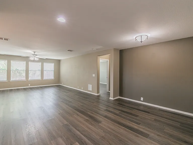 4521 Sheldon Trl — Photo 13