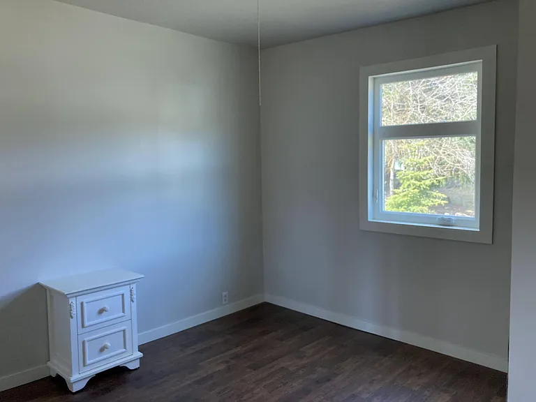 408 S 1st St — Photo 13