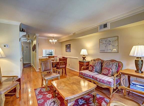 5th image of 405 W Hamilton St #G