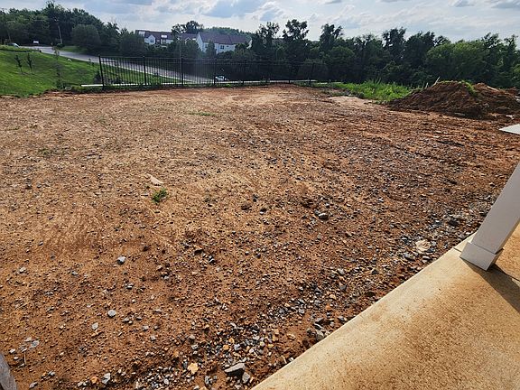 4th image of 205 Ashdale Dr Lot 10
