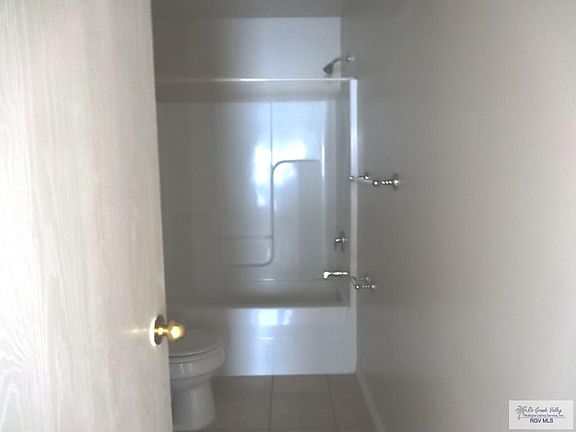 5th image of 3038 Oslo Ln