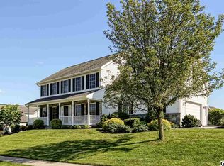 5843 Simsbury Dr, Harrisburg, PA 17111