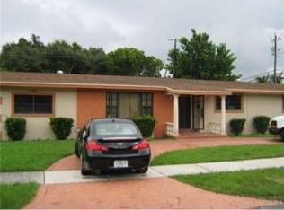 893 NE 153rd Ter, Miami, FL 33162