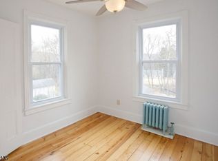 48 Church St, High Bridge, NJ 08829