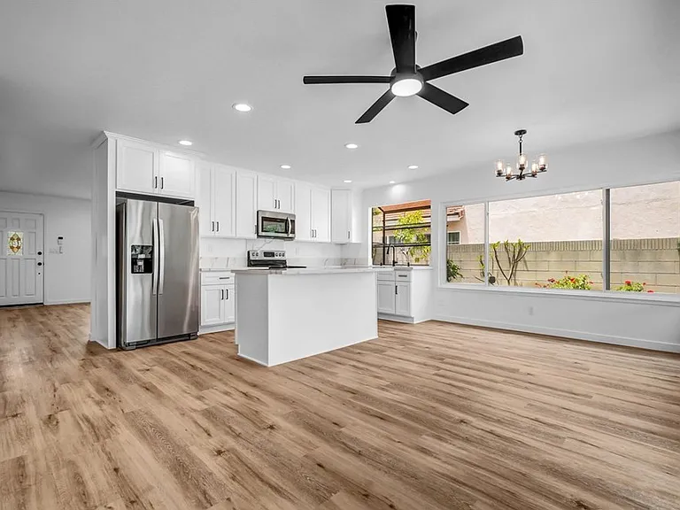 16560 Elm Haven Dr — Photo 7