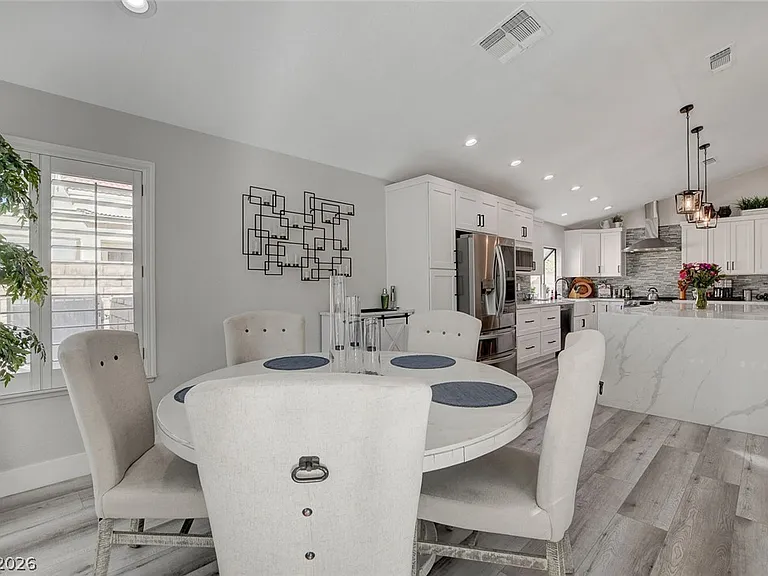 5429 Painted Sunrise Dr — Photo 26