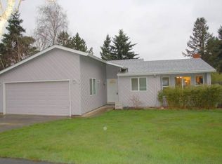 9651 SW Arikara Dr, Tualatin, OR 97062