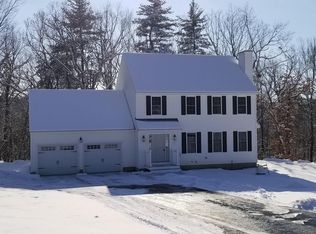 46 Appleblossom Dr, Ayer, MA 01432