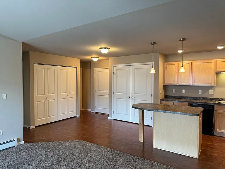 Aspen Trail Apartments — Photo 183