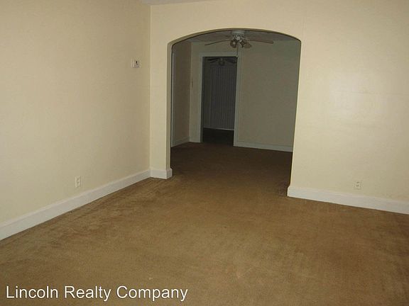 3rd image of 703 Lakeland Ave