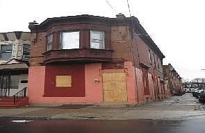 1st image of 1827 E Clearfield St