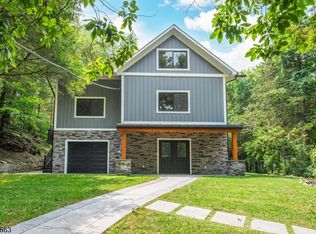 6 Kohlbocker Rd, Newton, NJ 07860